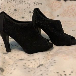 3.5 inch black heels